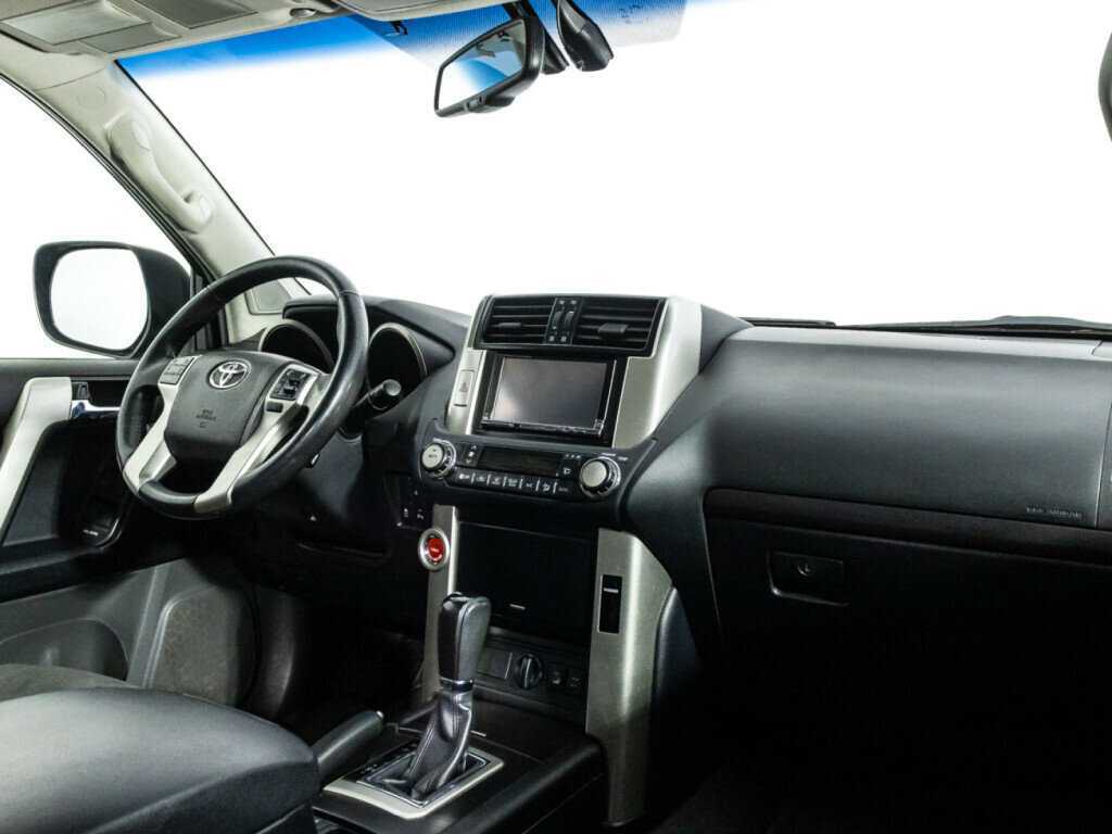 Купить Toyota Land Cruiser Prado с пробегом. Фото: #7