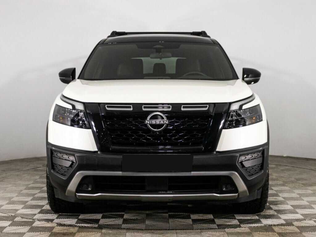 Купить Nissan Pathfinder с пробегом. Фото: #1