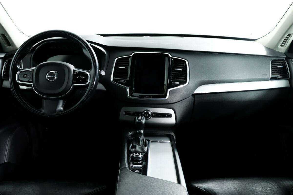 Купить Volvo XC90 с пробегом. Фото: #10