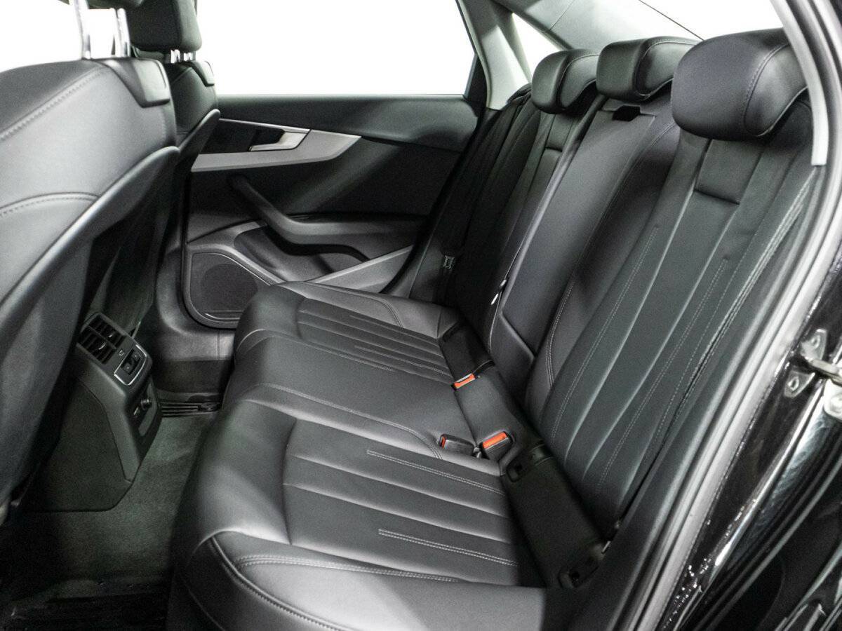Купить Audi A4 с пробегом. Фото: #9