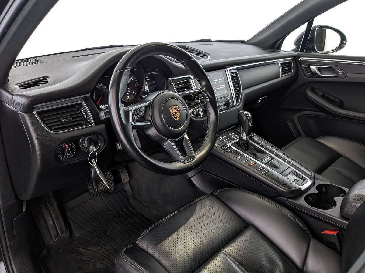 Купить Porsche Macan с пробегом. Фото: #14