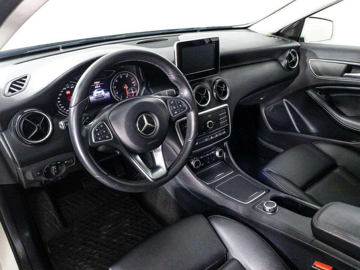 Купить Mercedes-Benz A-Класс с пробегом. Фото: #10