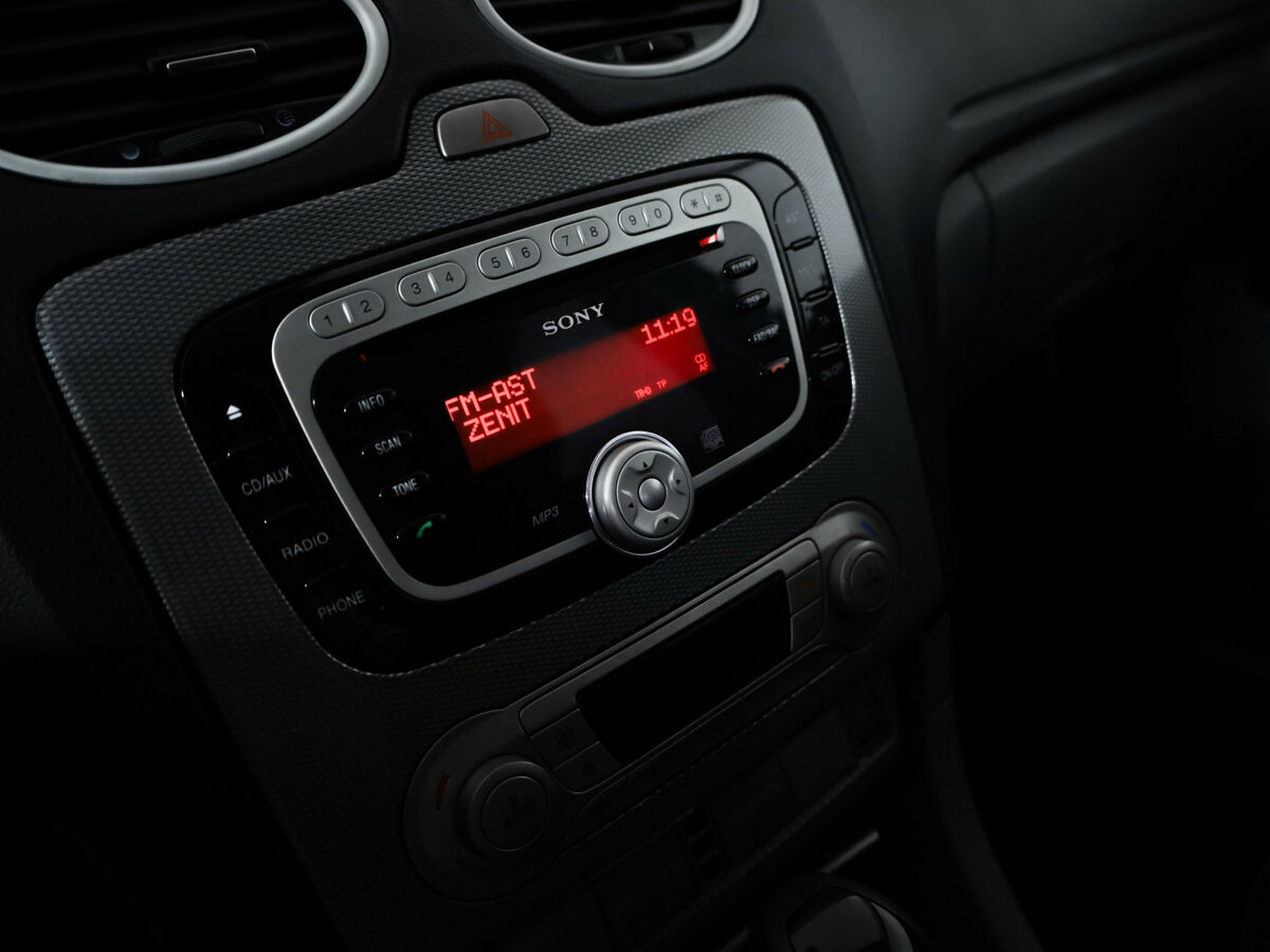 Купить Ford Focus с пробегом. Фото: #8