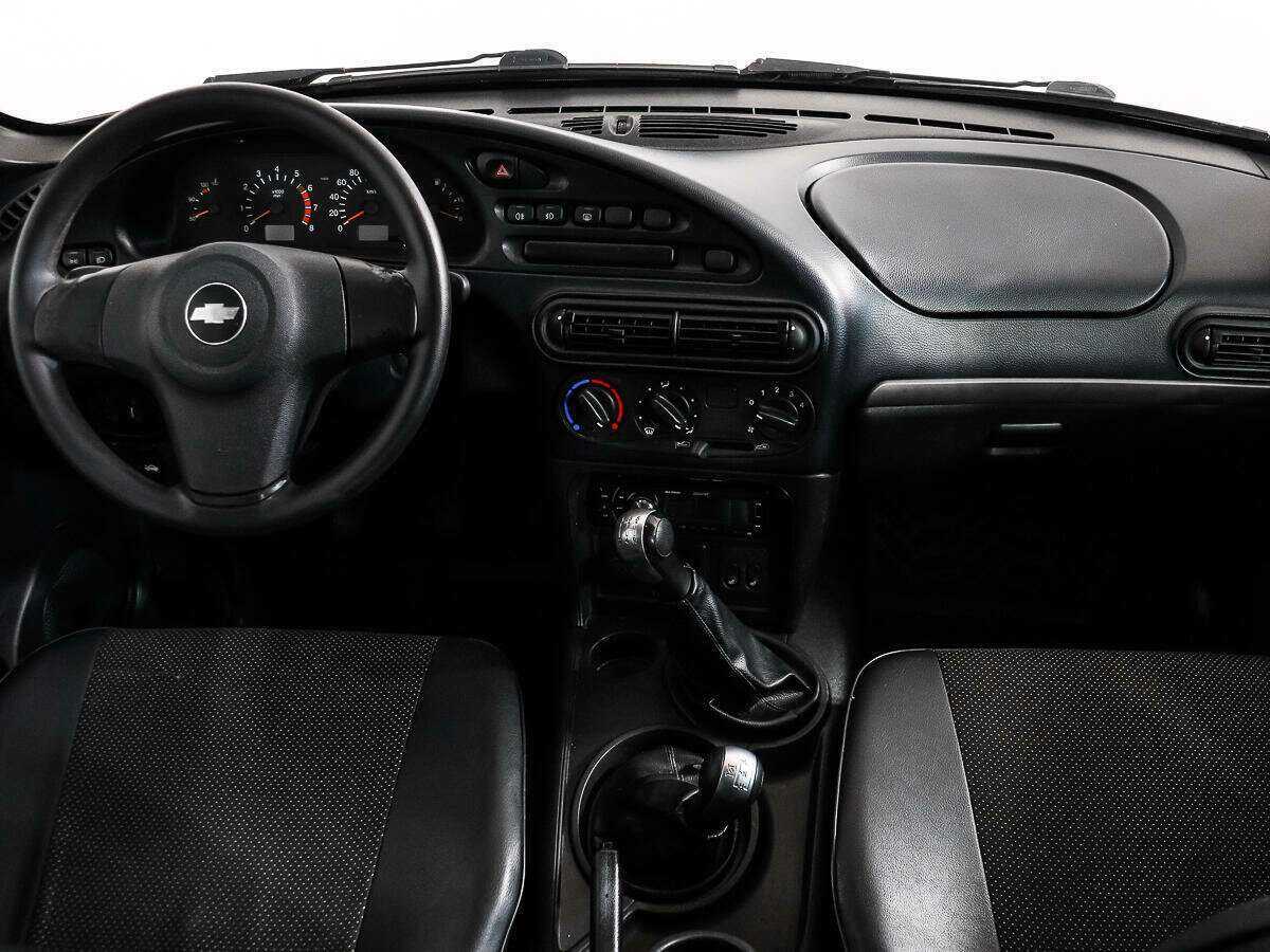 Купить Chevrolet Niva с пробегом. Фото: #11