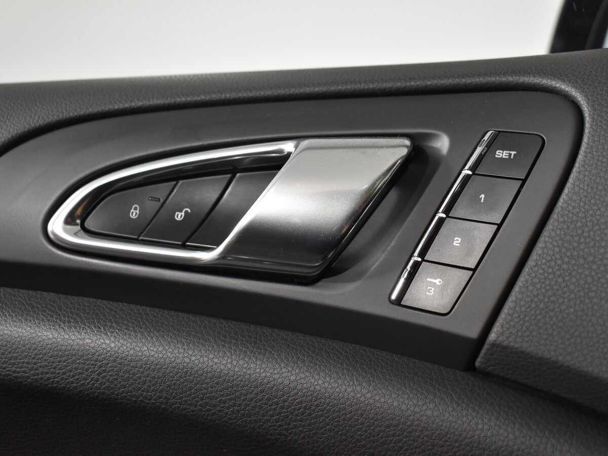 Купить Porsche Cayenne с пробегом. Фото: #9
