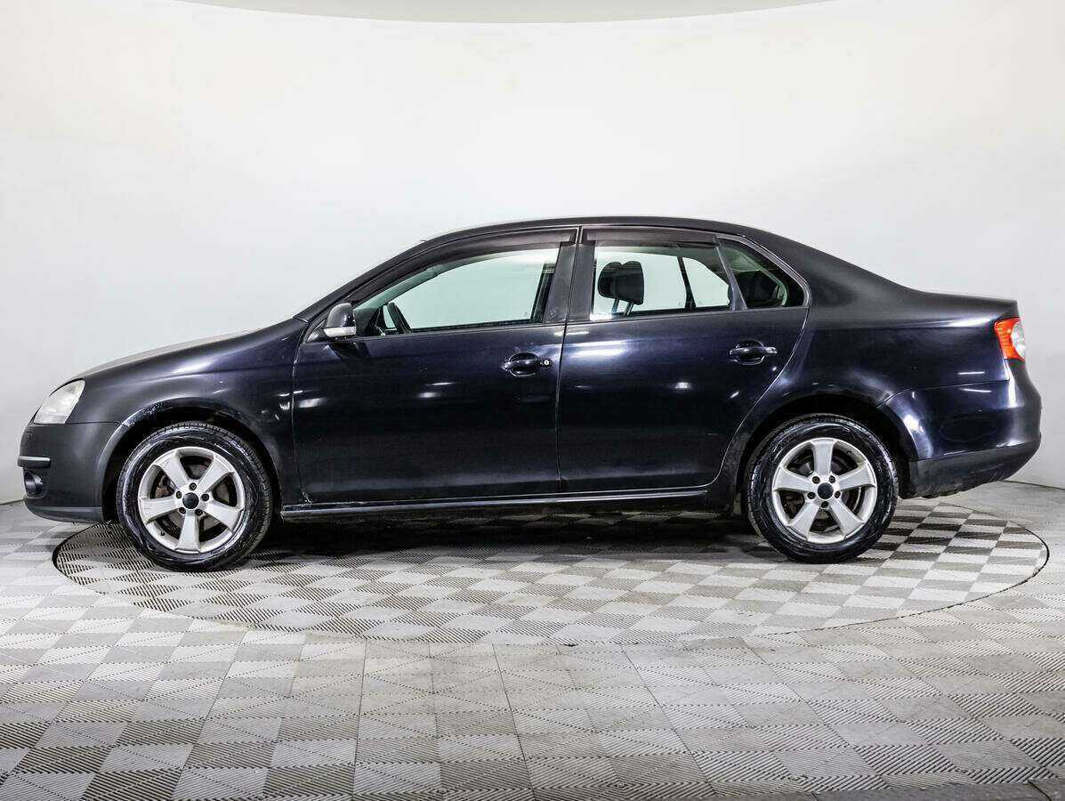 Купить Volkswagen Jetta с пробегом. Фото: #7