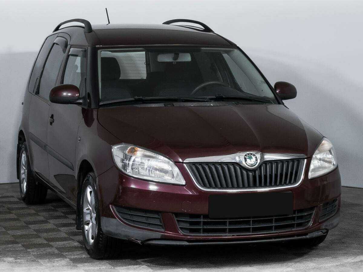Купить Skoda Roomster с пробегом. Фото: #2