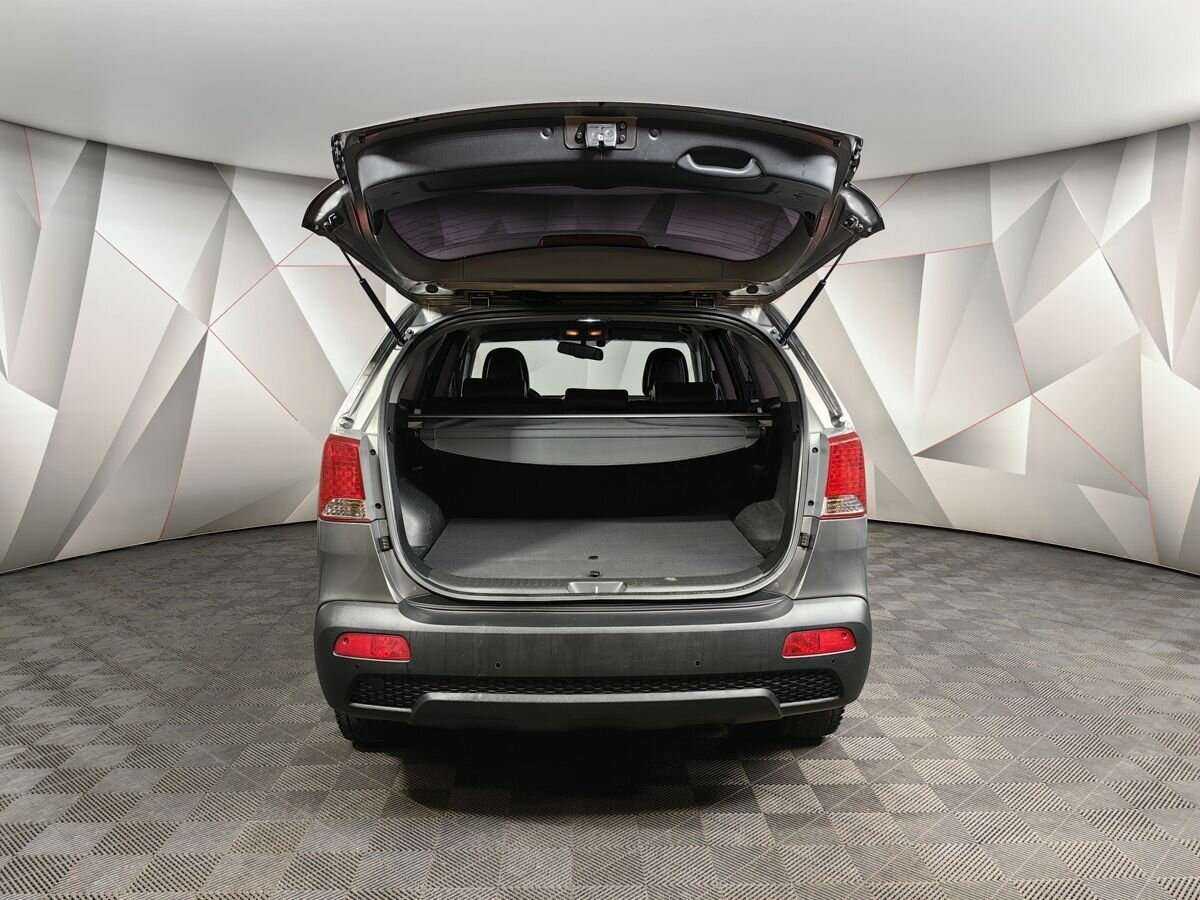 Купить Kia Sorento с пробегом. Фото: #17