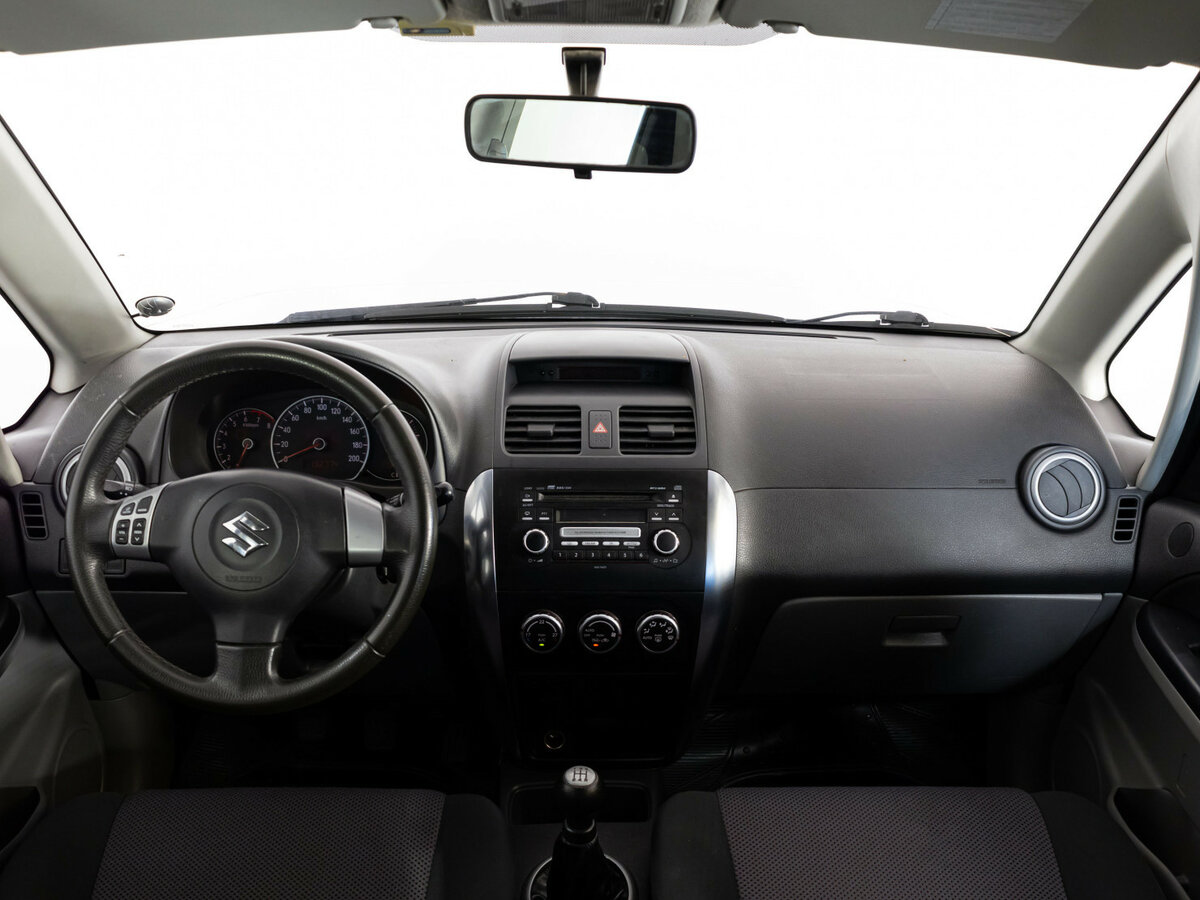 Купить Suzuki SX4 с пробегом. Фото: #7
