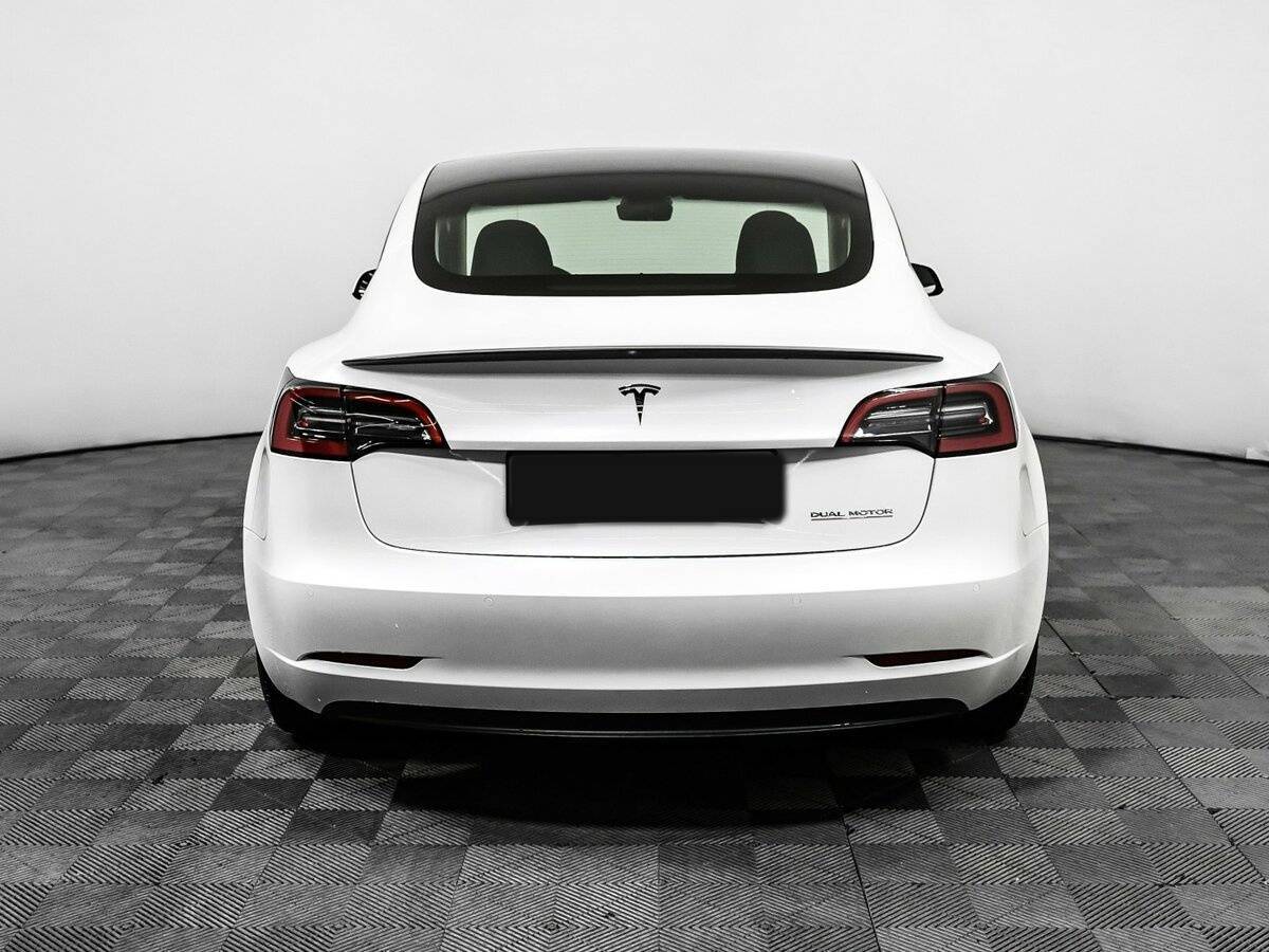 Купить Tesla Model 3 с пробегом. Фото: #5