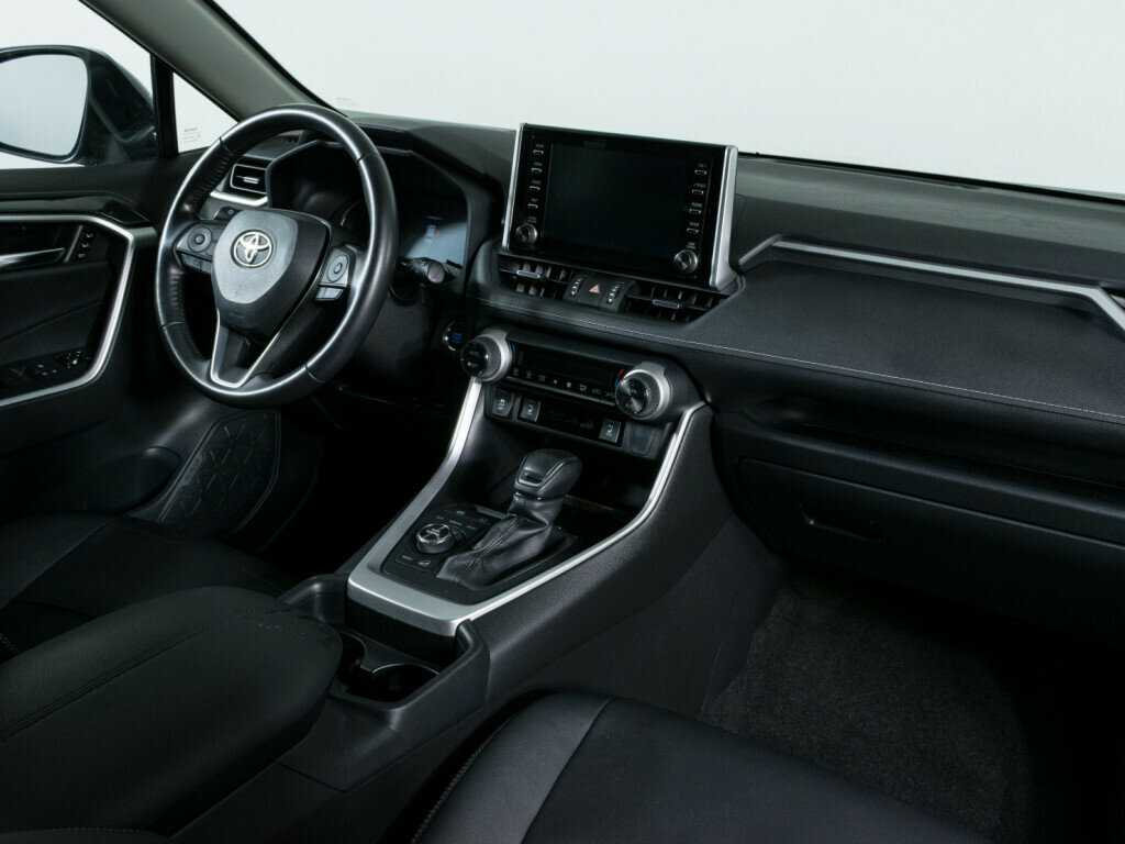Купить Toyota RAV4 с пробегом. Фото: #8