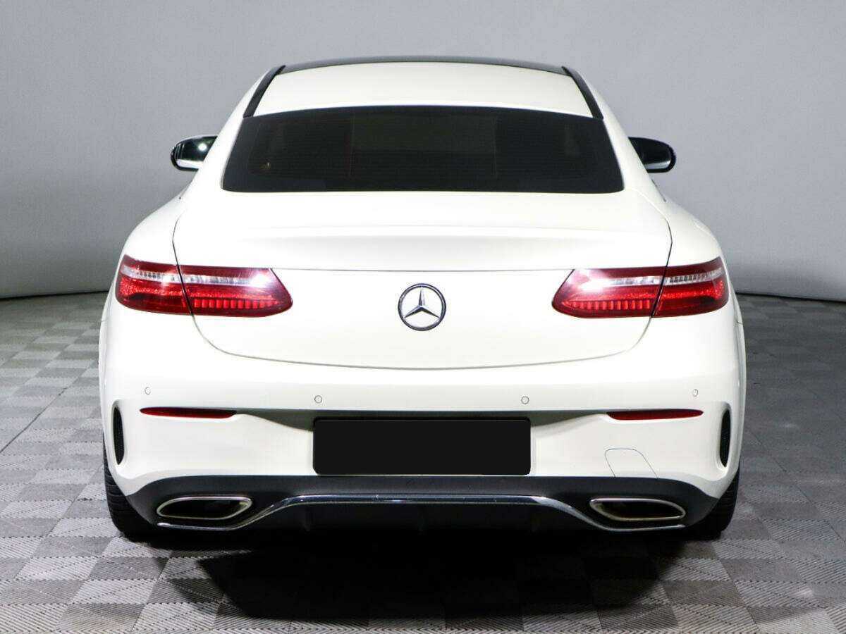 Купить Mercedes-Benz E-Класс с пробегом. Фото: #4