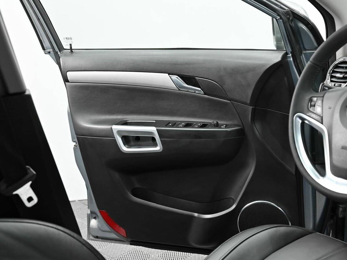 Купить Opel Antara с пробегом. Фото: #5