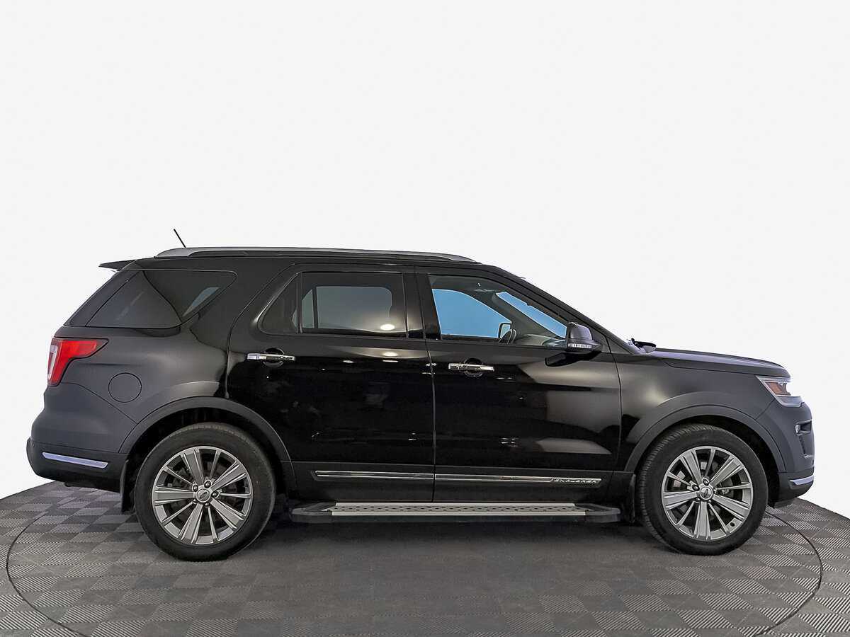 Купить Ford Explorer с пробегом. Фото: #3