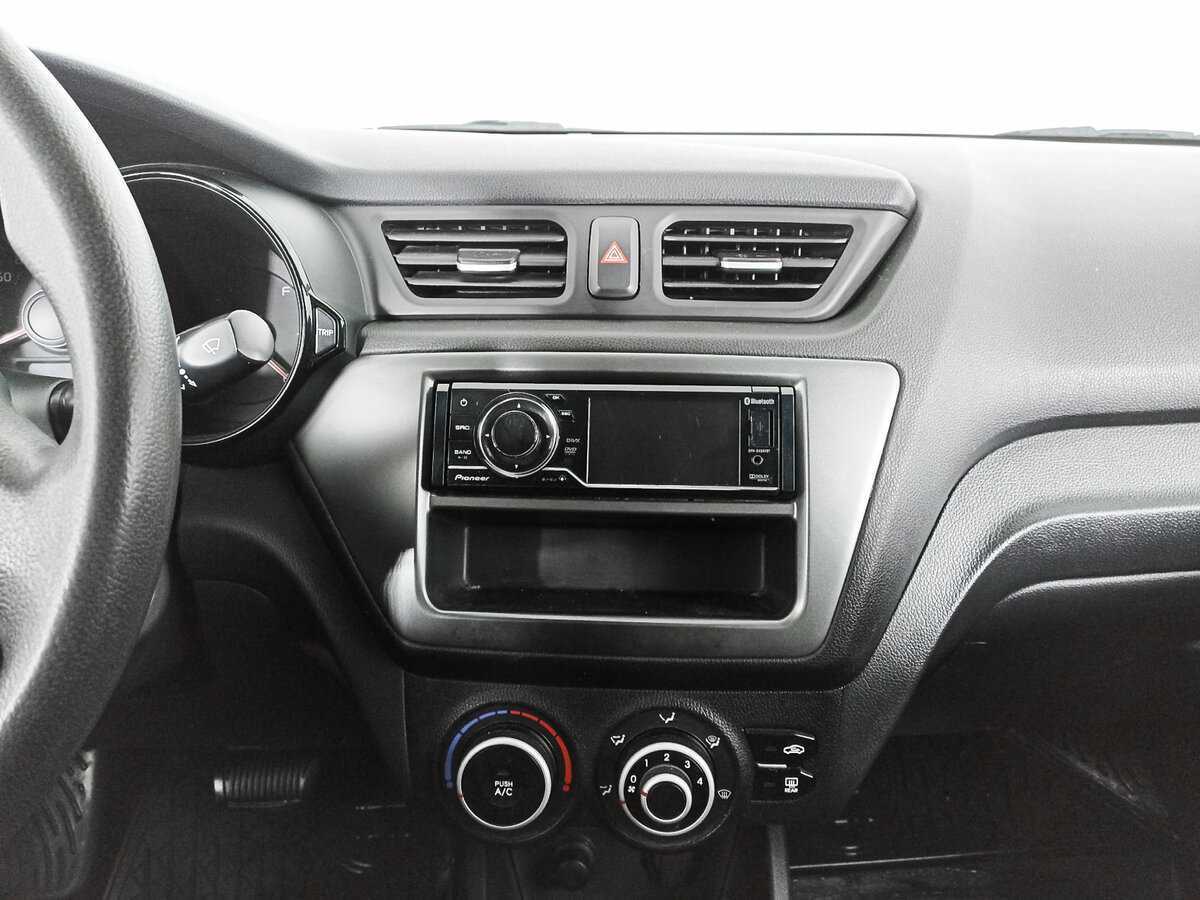 Купить Kia Rio с пробегом. Фото: #9
