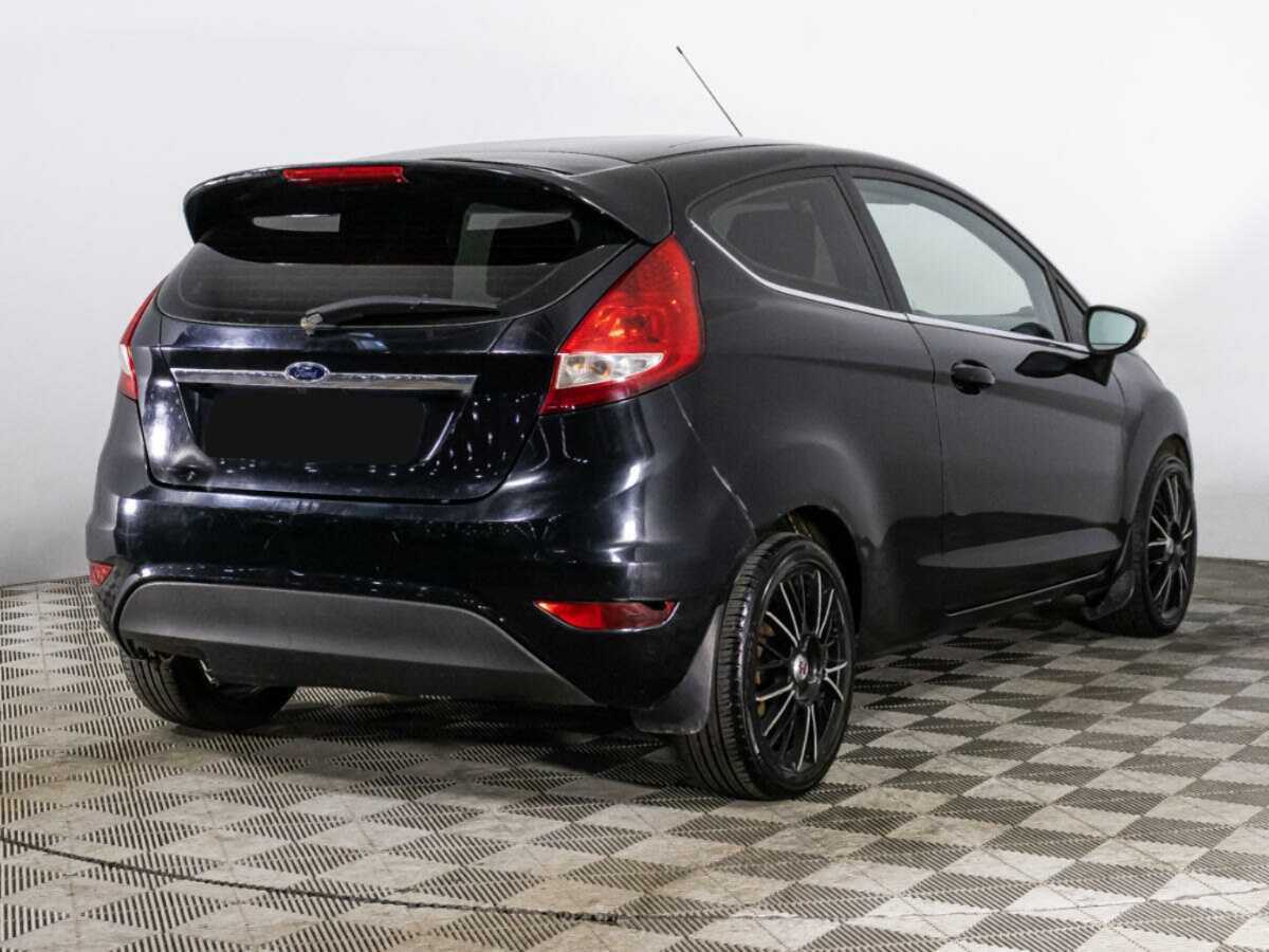 Купить Ford Fiesta с пробегом. Фото: #4