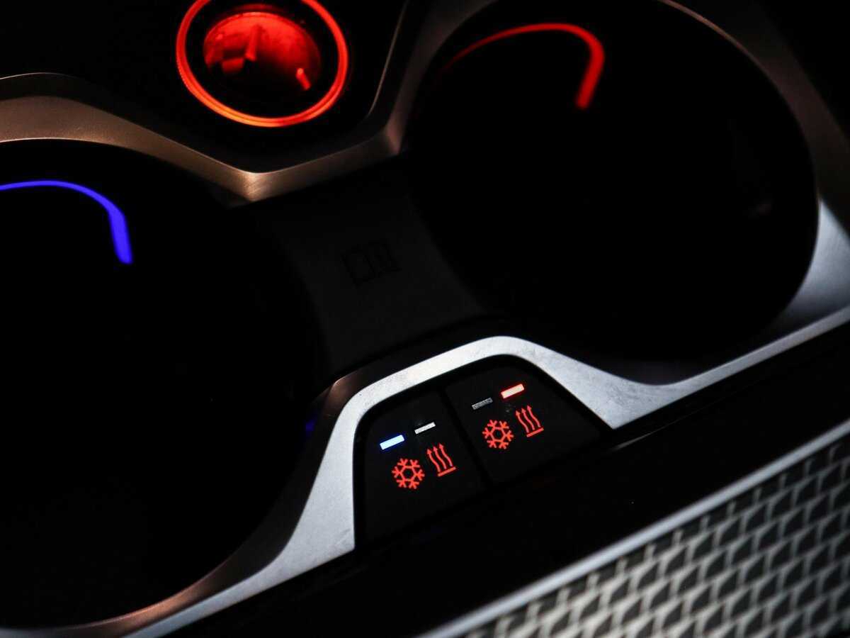 Купить BMW X6 с пробегом. Фото: #29