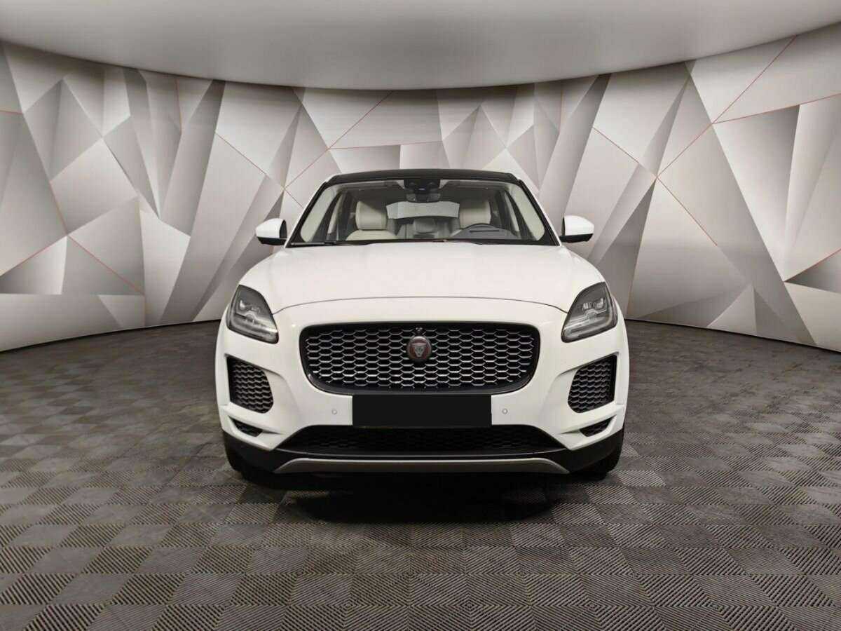 Купить Jaguar E-Pace с пробегом. Фото: #6