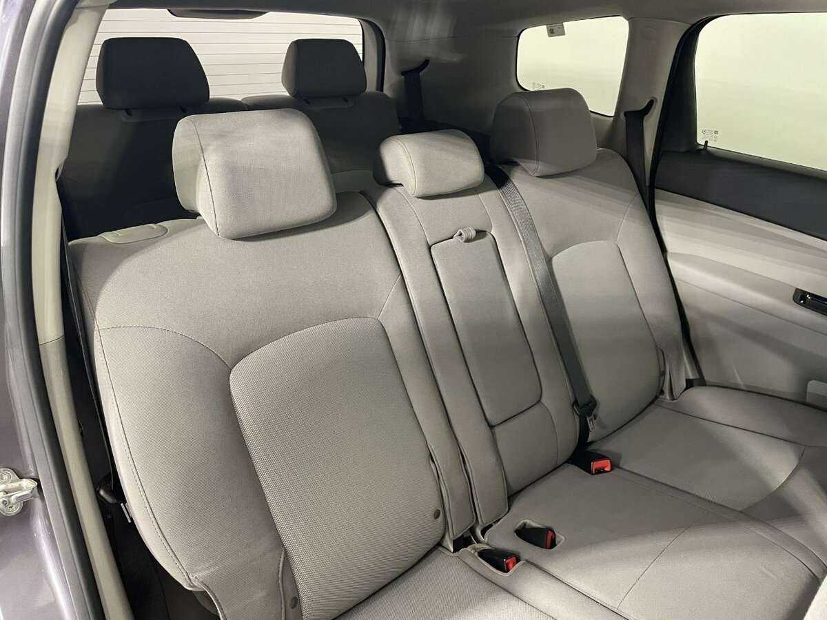 Купить Chevrolet Orlando с пробегом. Фото: #14