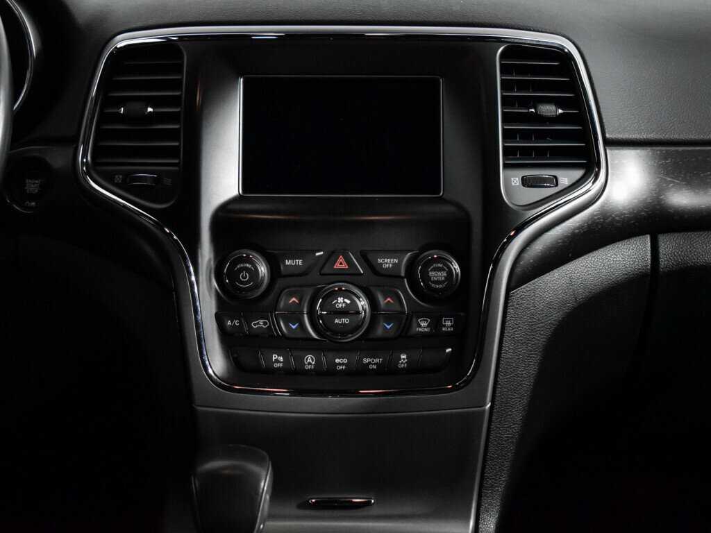 Купить Jeep Grand Cherokee с пробегом. Фото: #11
