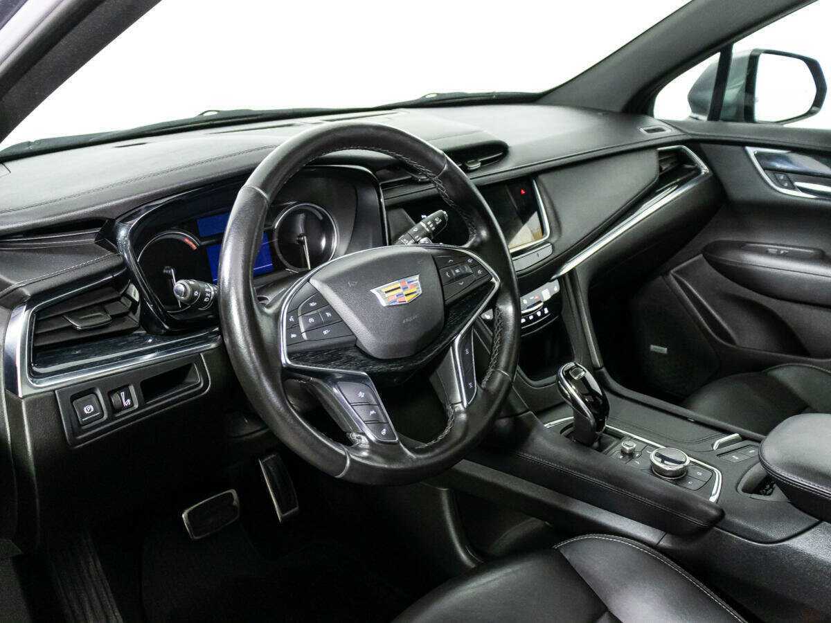 Купить Cadillac XT5 с пробегом. Фото: #10