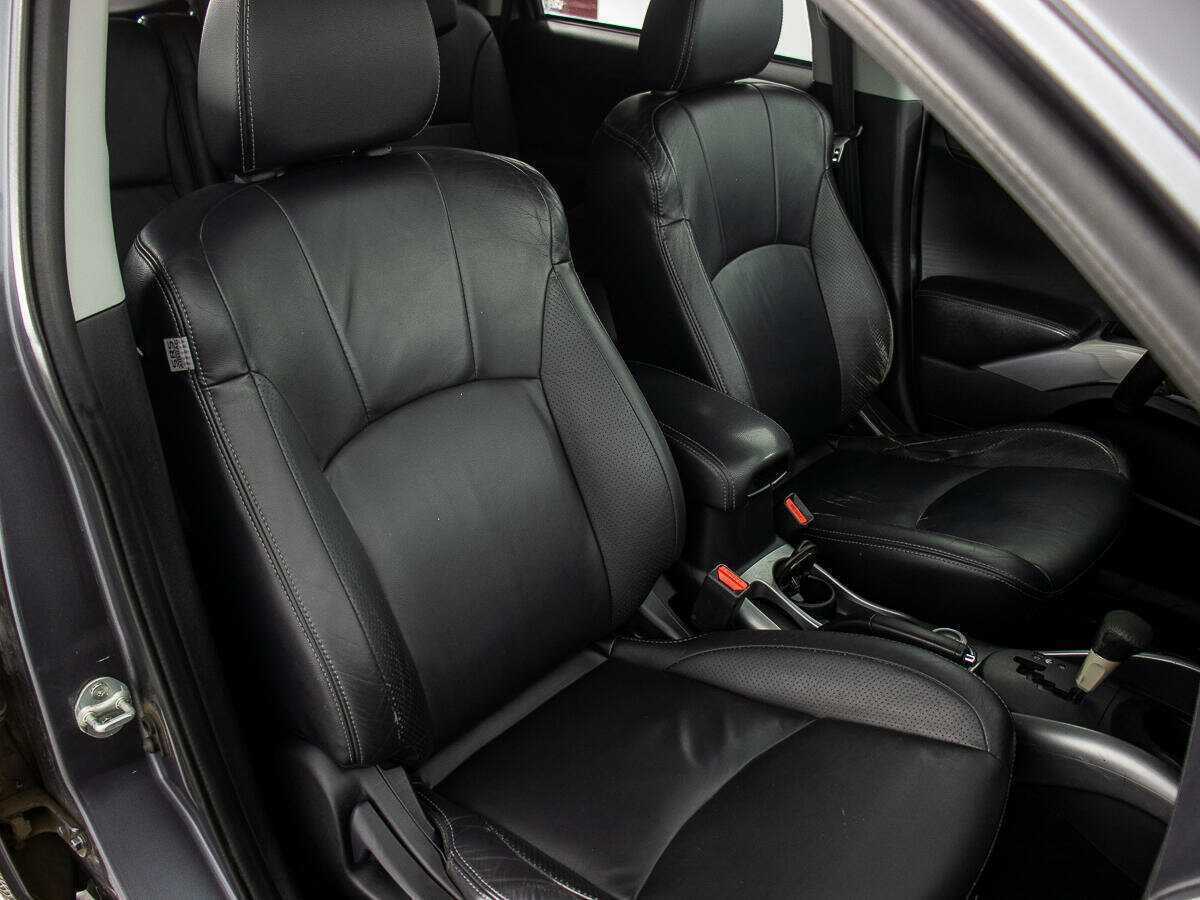 Купить Mitsubishi Outlander с пробегом. Фото: #9