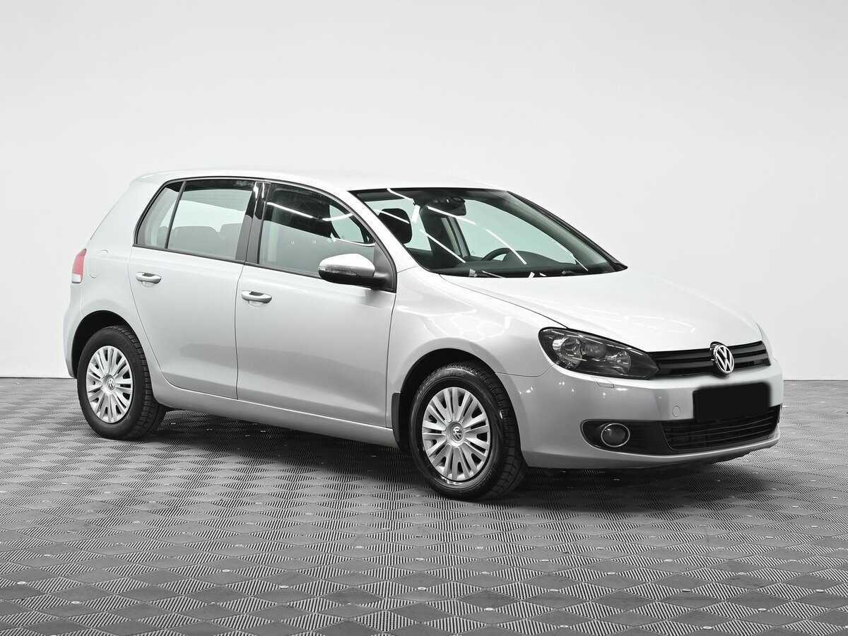 Купить Volkswagen Golf с пробегом. Фото: #1