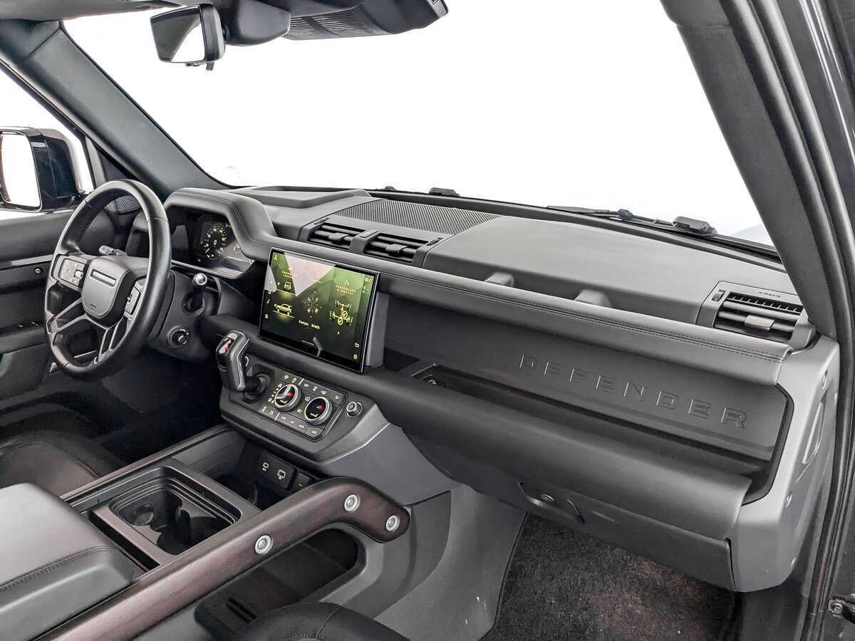 Купить Land Rover Defender с пробегом. Фото: #10