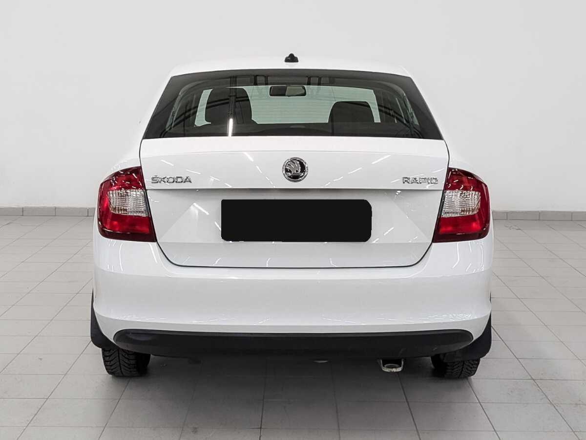 Купить Skoda Rapid с пробегом. Фото: #5