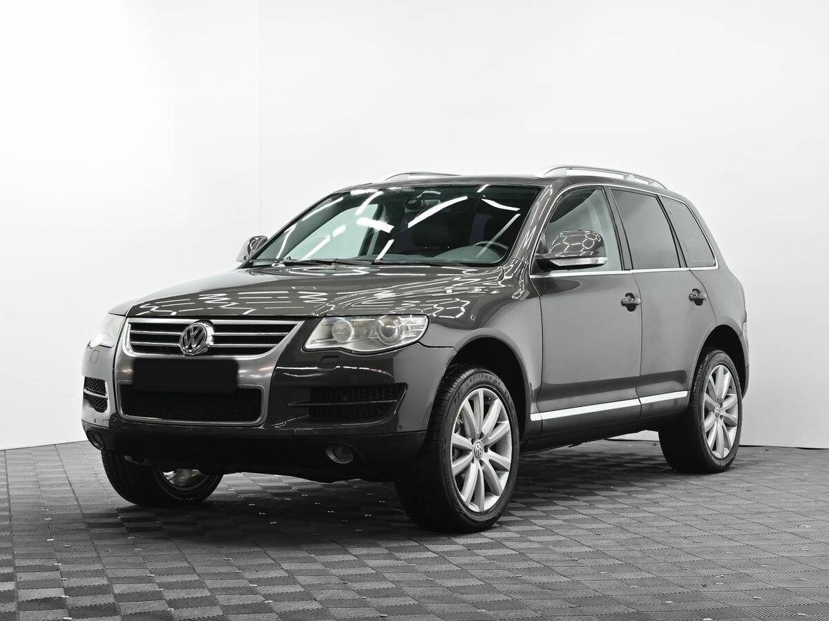 Купить Volkswagen Touareg с пробегом. Посмотреть фото