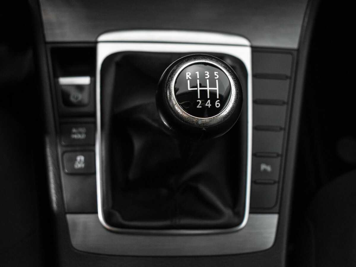 Купить Volkswagen Passat с пробегом. Фото: #8