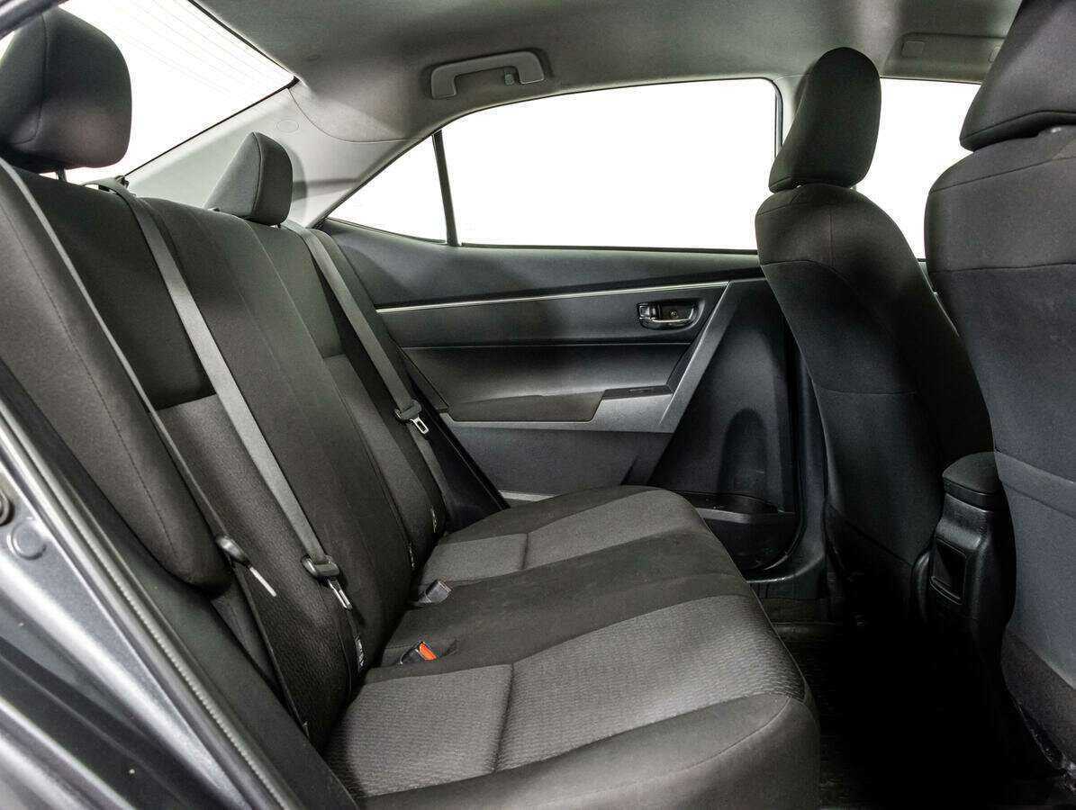 Купить Toyota Corolla с пробегом. Фото: #11