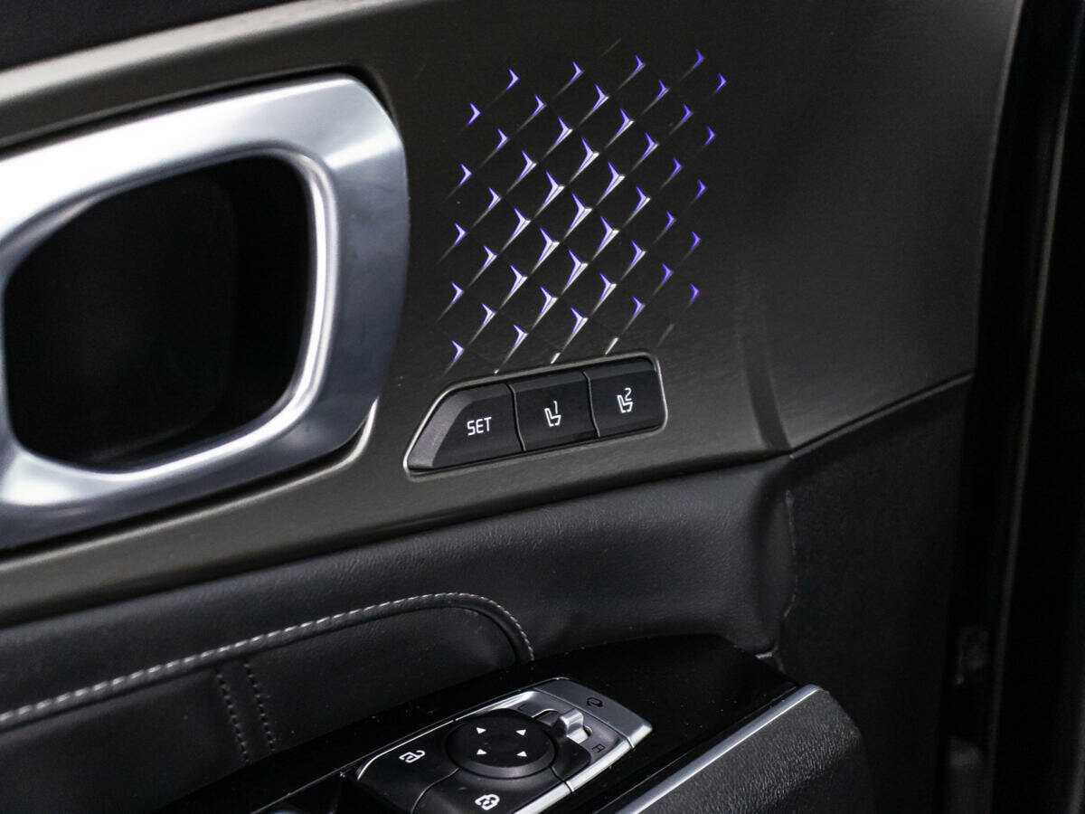 Купить Kia Sorento с пробегом. Фото: #27