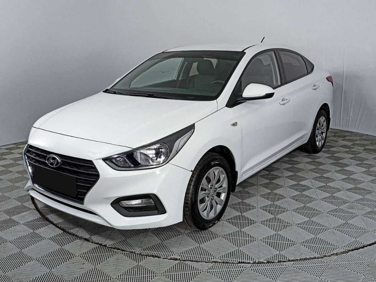 Купить Hyundai Solaris с пробегом. Фото: #0