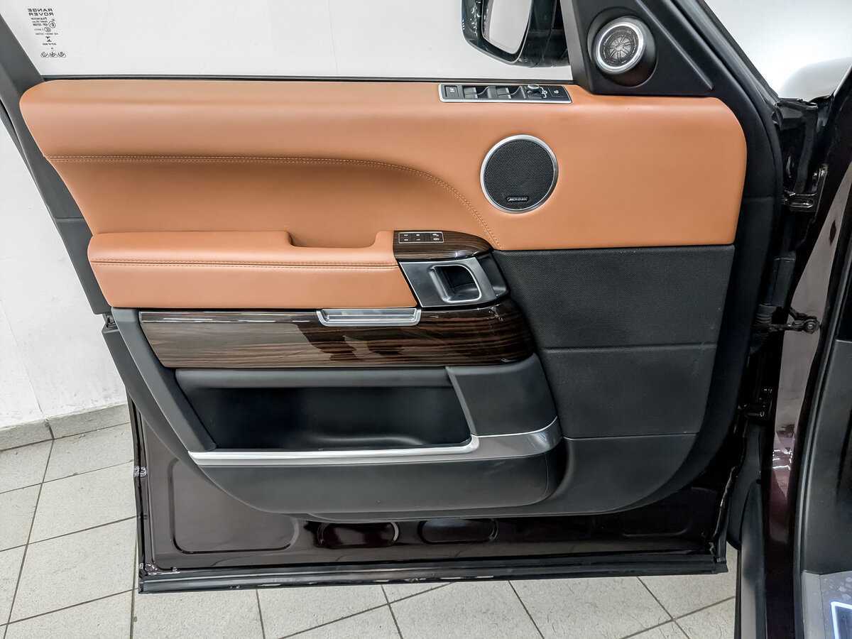 Купить Land Rover Range Rover с пробегом. Фото: #16