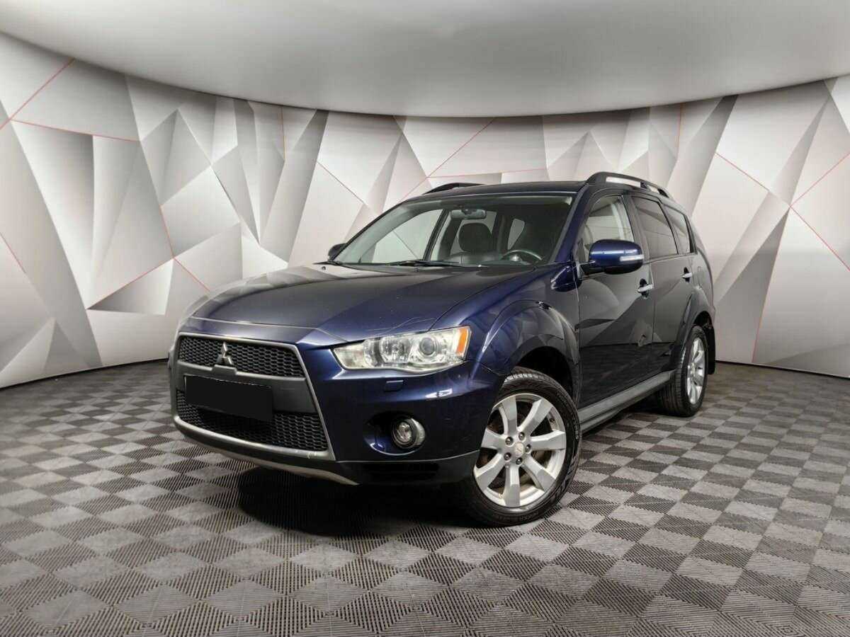 Купить Mitsubishi Outlander с пробегом. Посмотреть фото