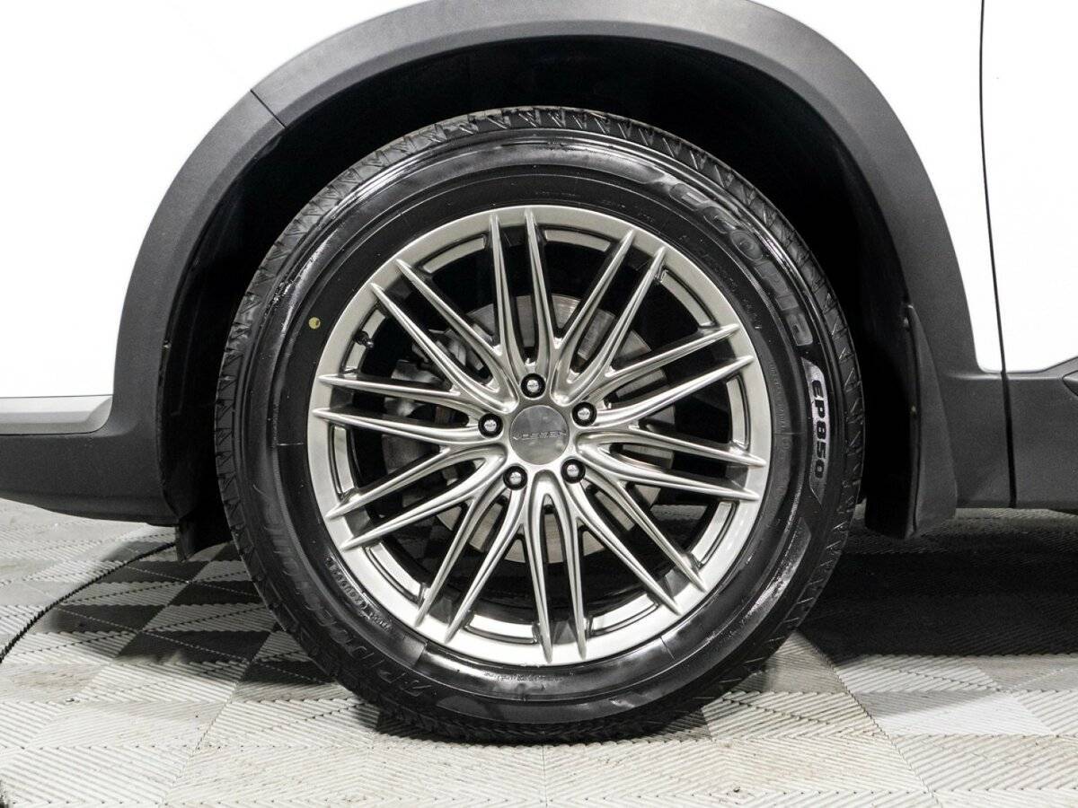 Купить Hyundai Santa Fe с пробегом. Фото: #21