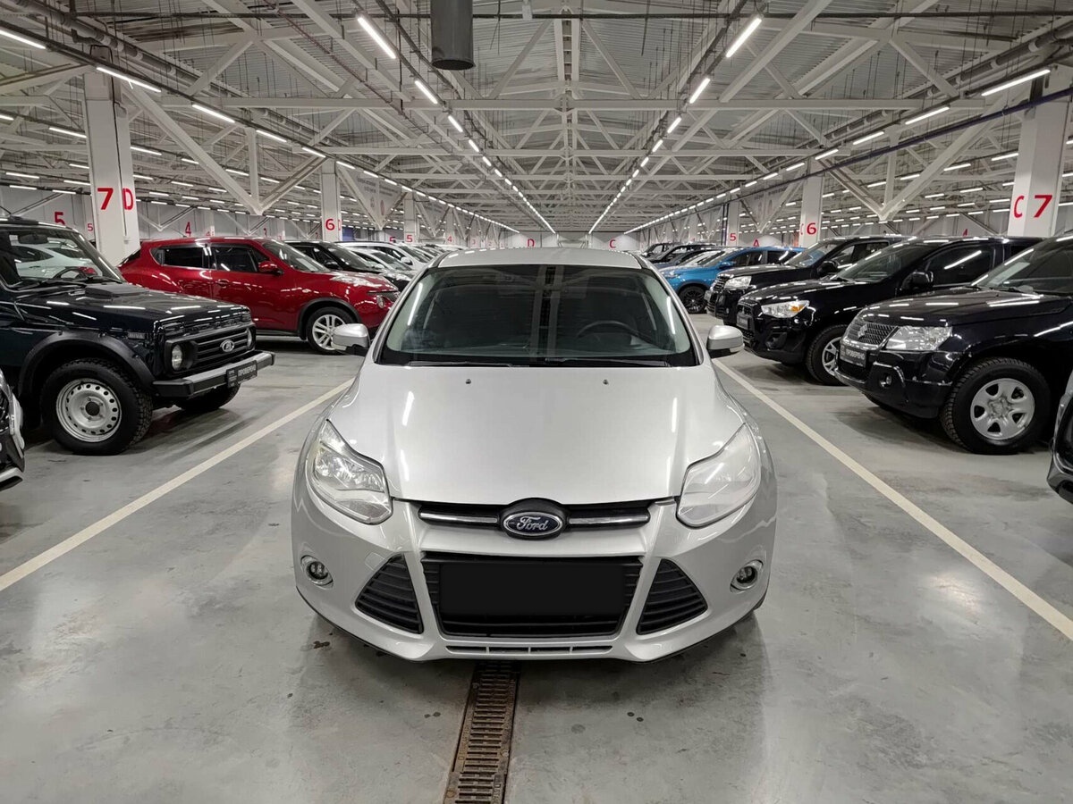 Купить Ford Focus с пробегом. Фото: #1