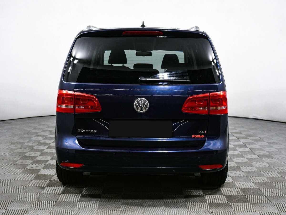 Купить Volkswagen Touran с пробегом. Фото: #5