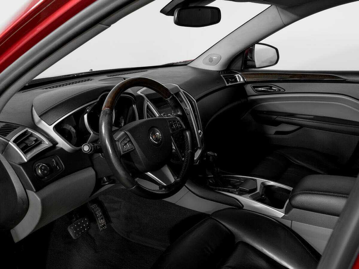 Купить Cadillac SRX с пробегом. Фото: #17