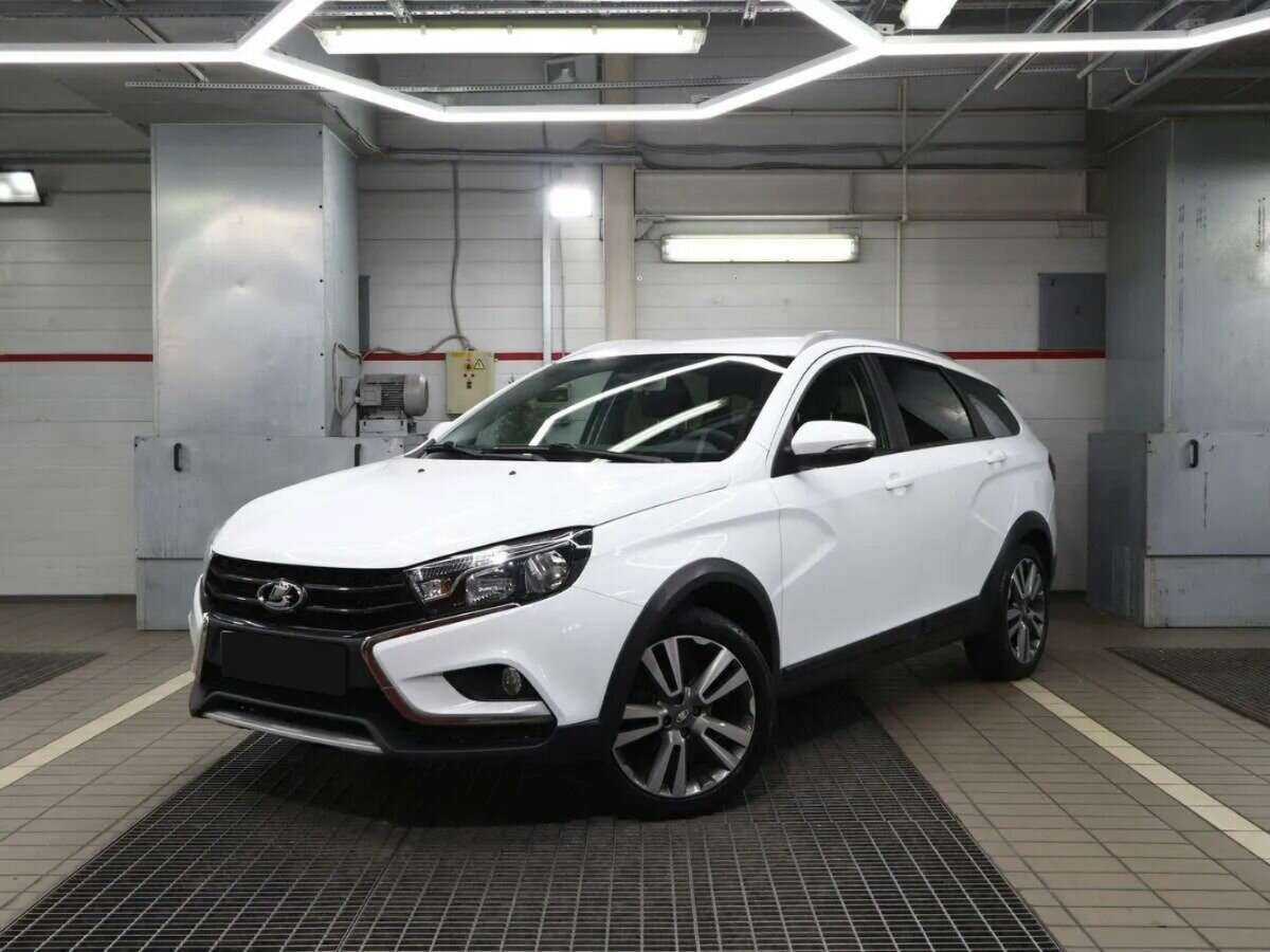 Купить Lada (ВАЗ) Vesta с пробегом. Посмотреть фото