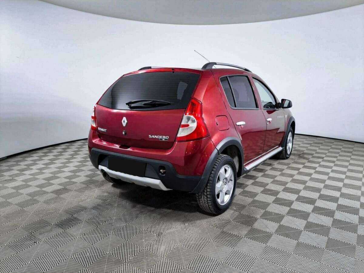Купить Renault Sandero с пробегом. Фото: #4