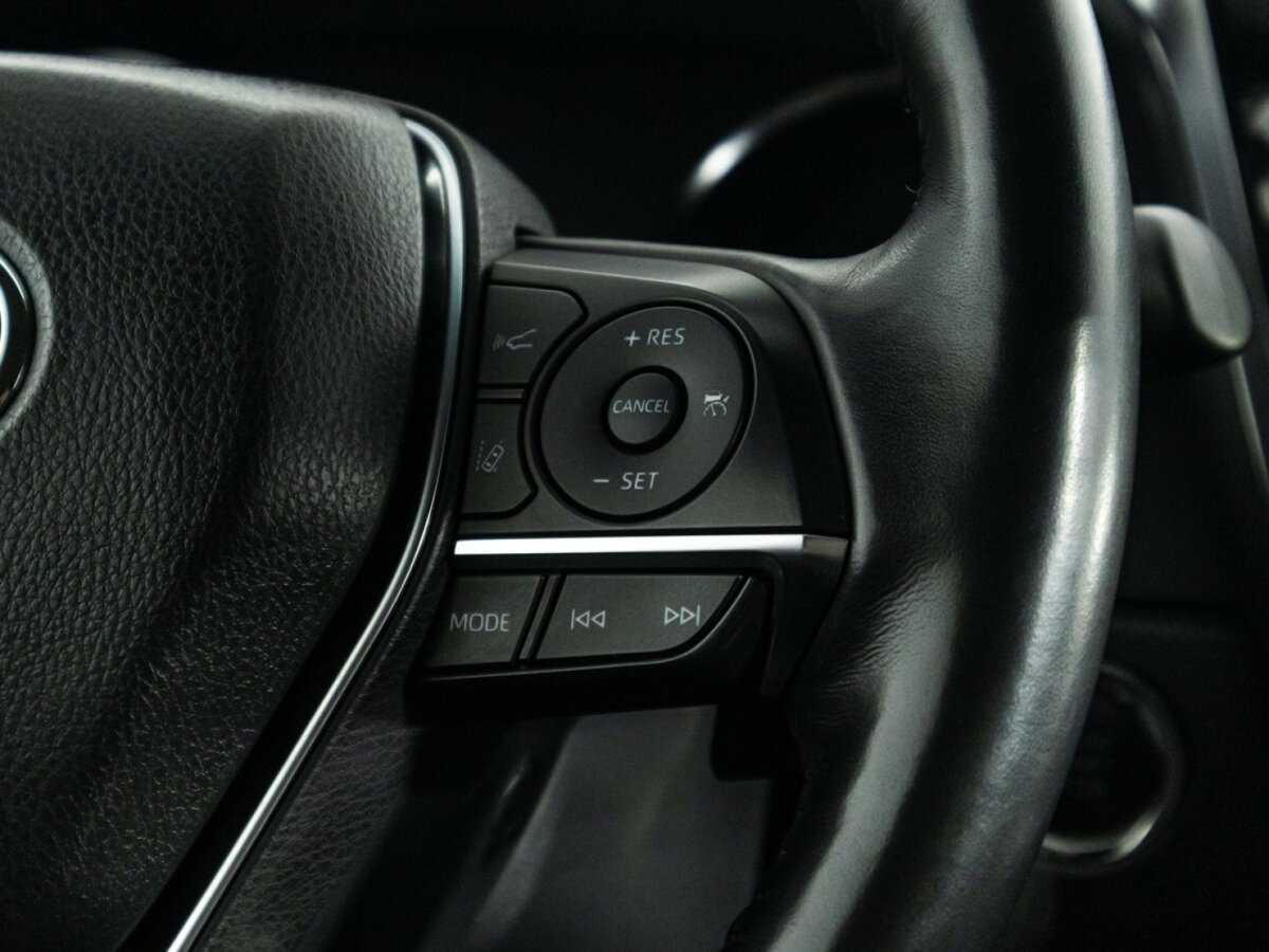 Купить Toyota Camry с пробегом. Фото: #24