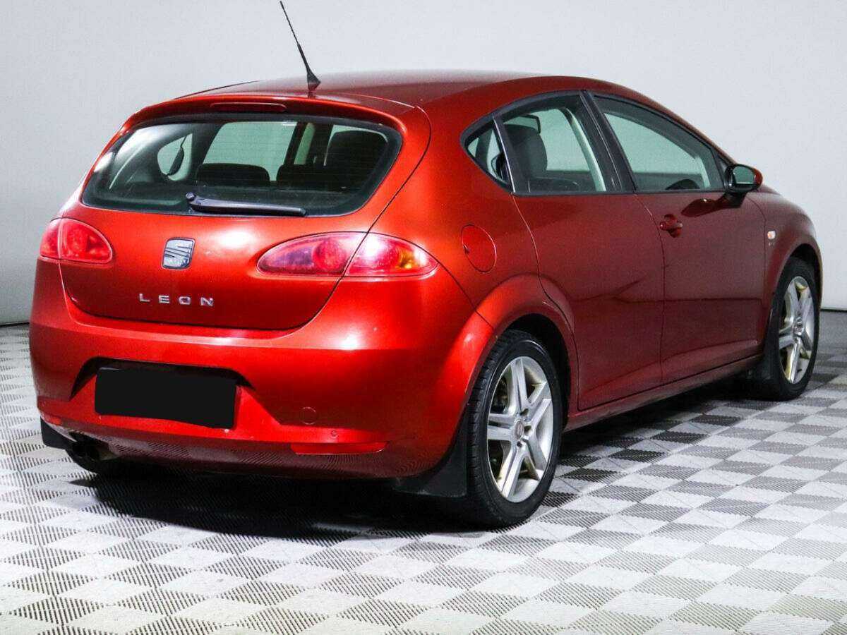 Купить SEAT Leon с пробегом. Фото: #3
