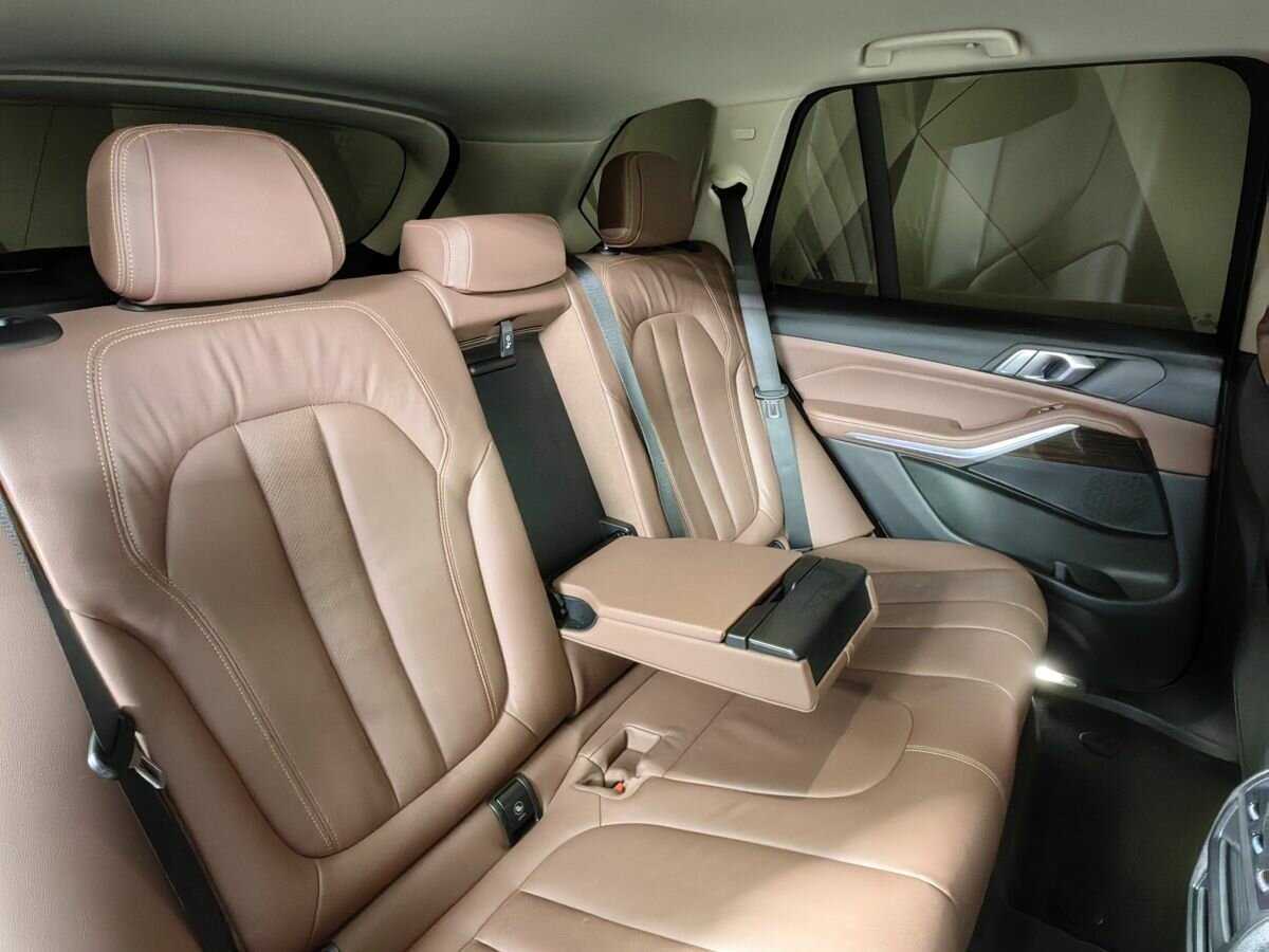 Купить BMW X5 с пробегом. Фото: #12
