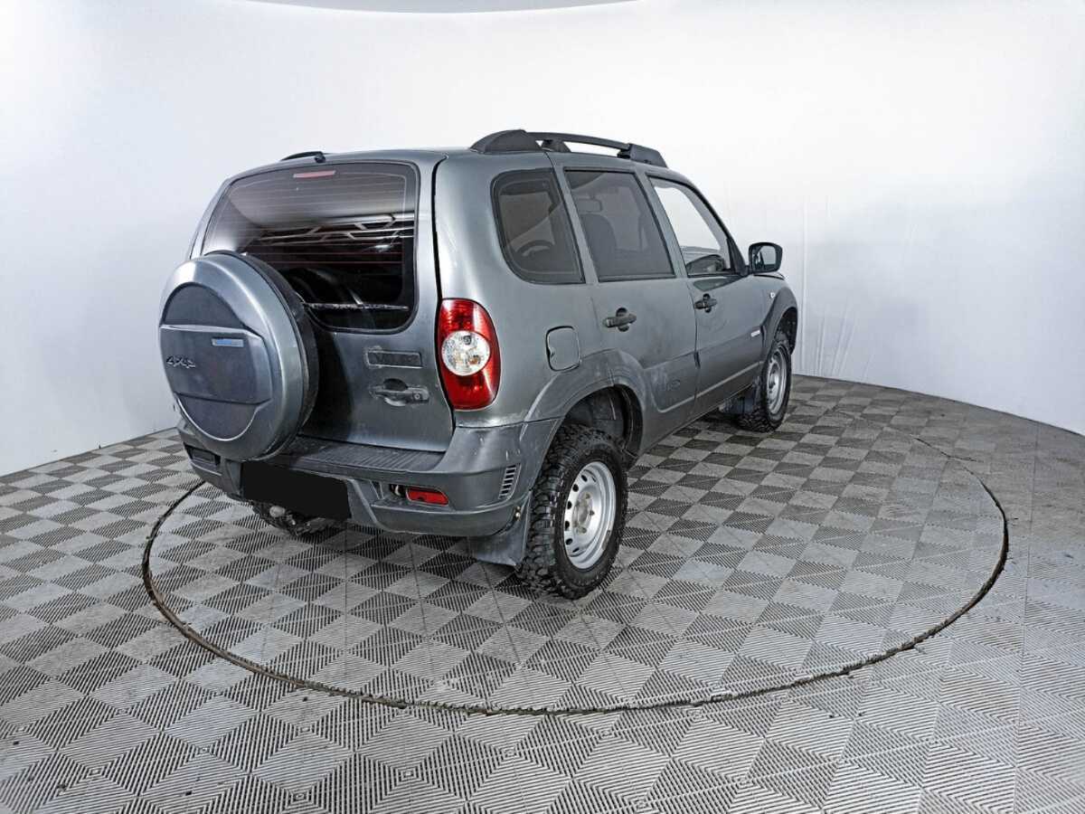 Купить Chevrolet Niva с пробегом. Фото: #4
