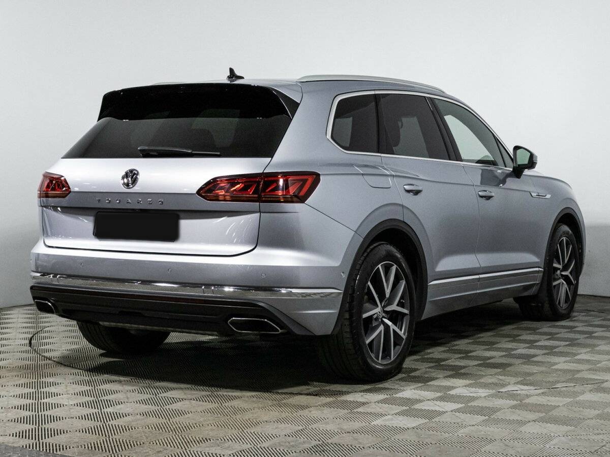 Купить Volkswagen Touareg с пробегом. Фото: #4