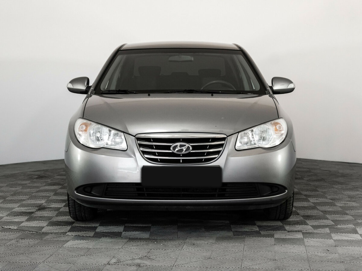 Купить Hyundai Elantra с пробегом. Фото: #1