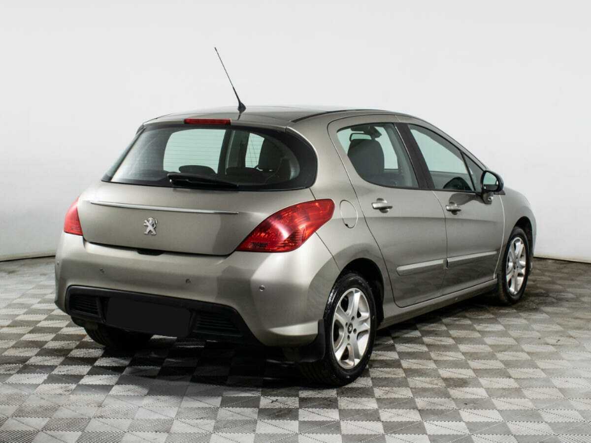 Купить Peugeot 308 с пробегом. Фото: #3