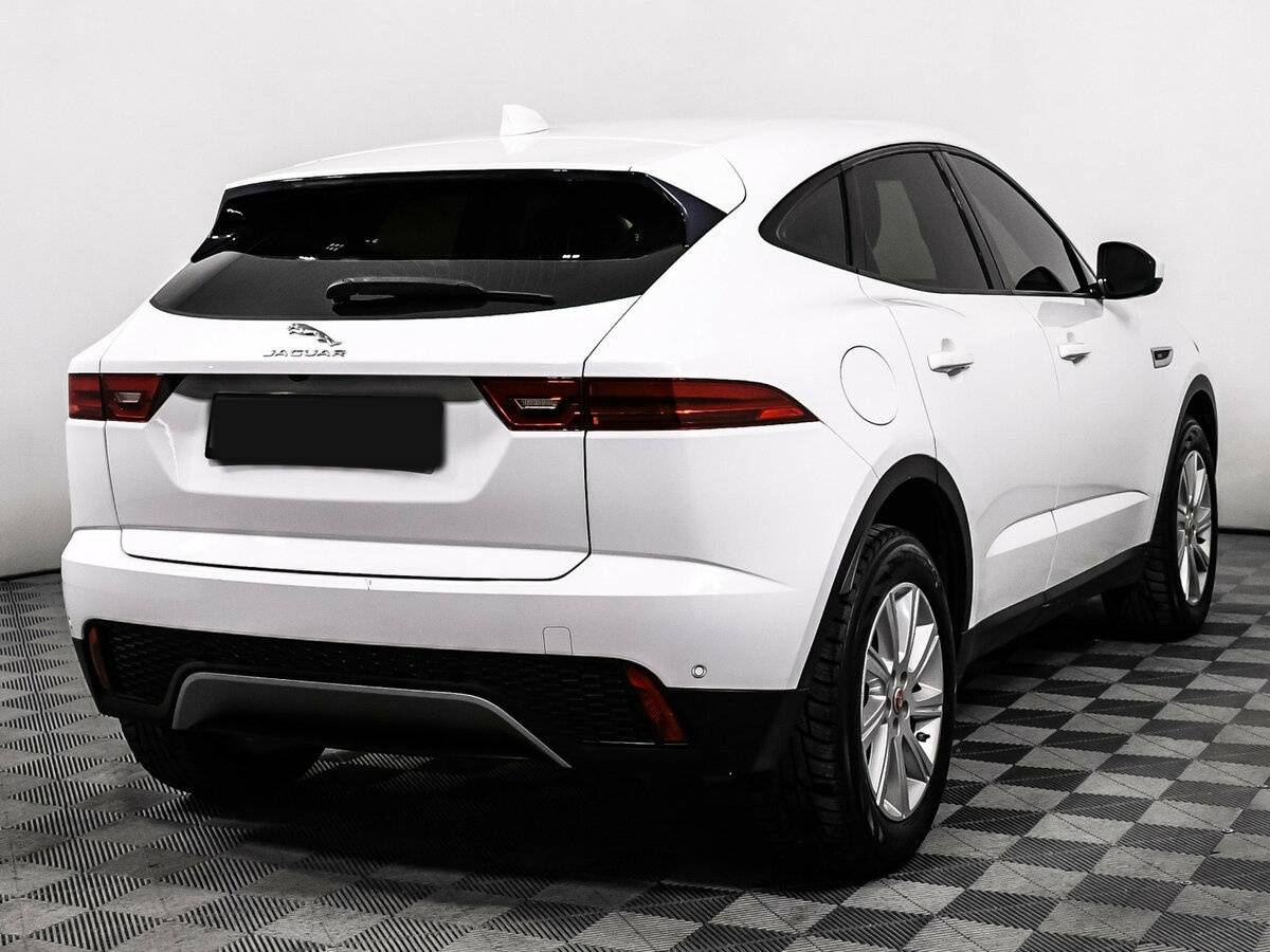 Купить Jaguar E-Pace с пробегом. Фото: #4
